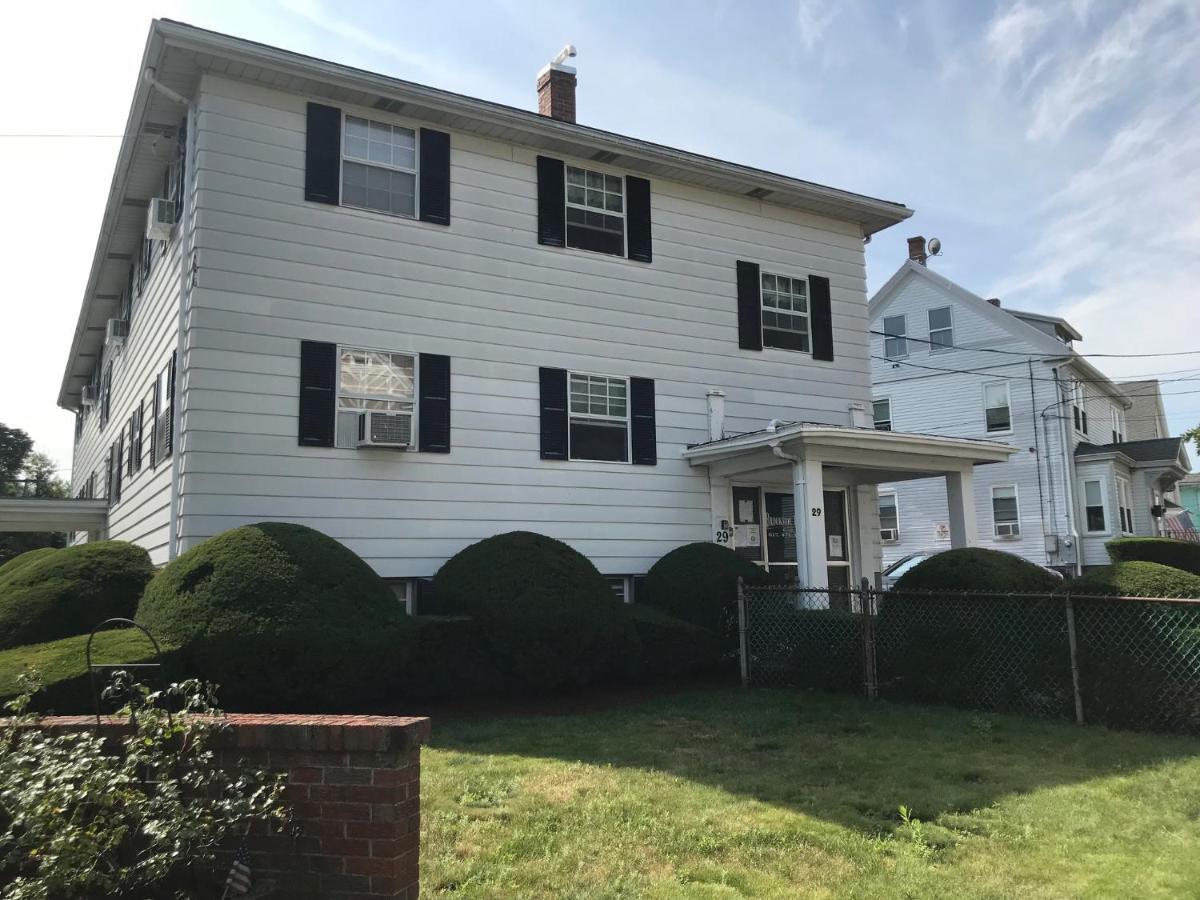 Brookside House Hotel Quincy Exterior photo